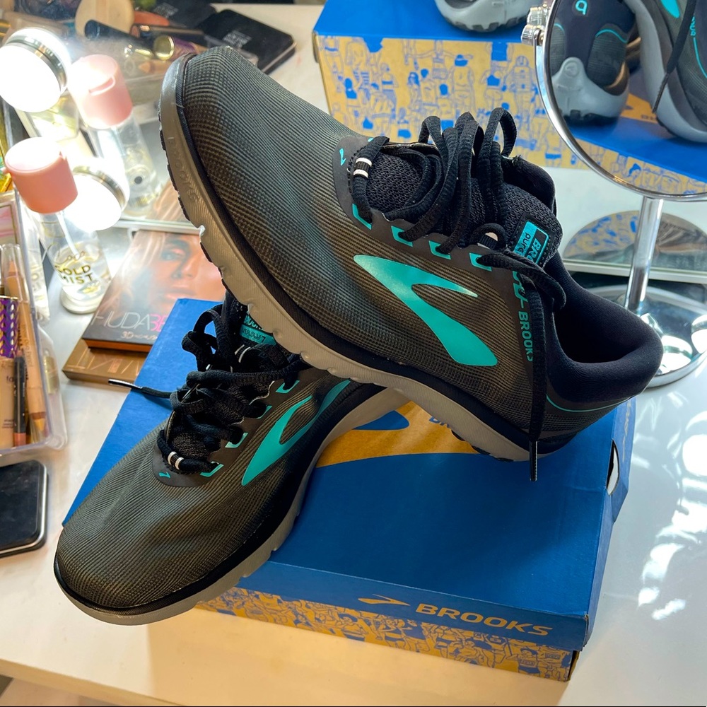 BROOKS Pureflow 7 Running Sneaker